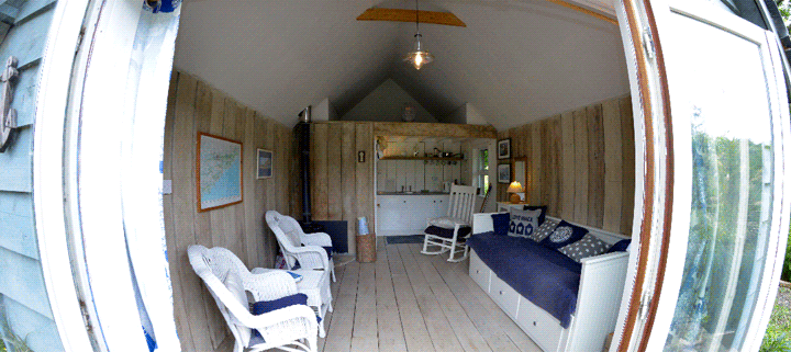 Big Man Tiny Homes – wooden cabin interior