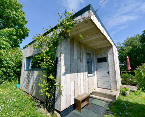 Big Man Tiny Homes – modern tiny home wooden cladding