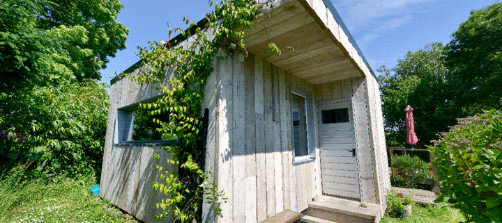 Big Man Tiny Homes – modern tiny home wooden cladding