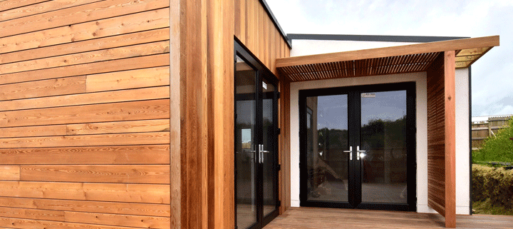 Big Man Tiny Homes – Cork, Ireland – Photo of tiny home show house decking