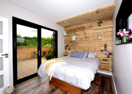 Big Man Tiny Homes – Cork, Ireland – Photo of modular home bedroom